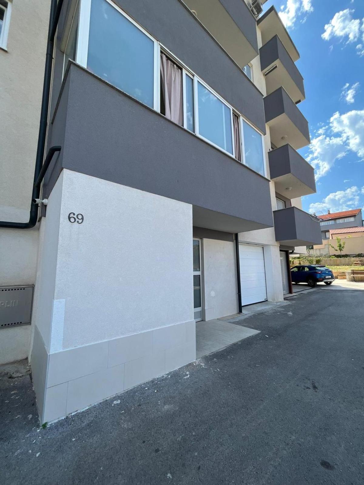 Pink Sky Apartman *