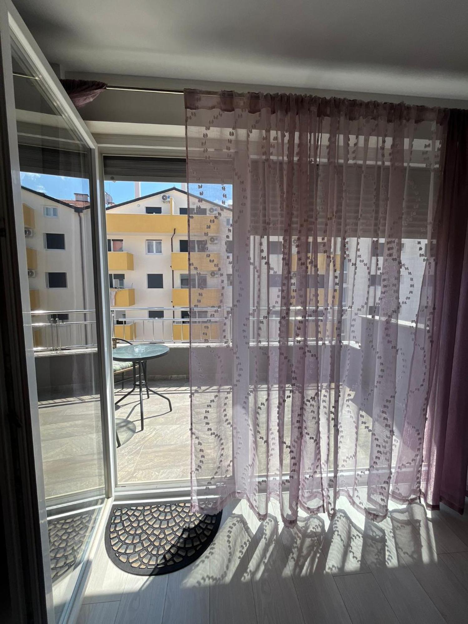 Pink Sky Apartman *